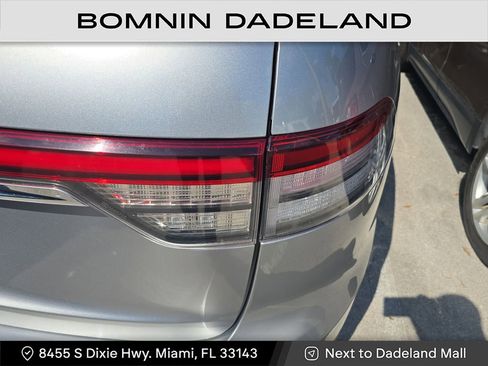 Used 2020 Lincoln Aviator Reserve w/ Equipment Group 202A image 5