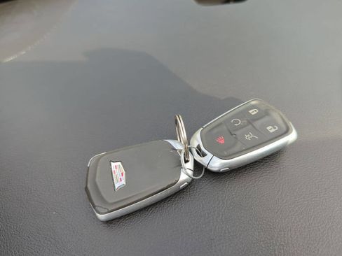 Used 2020 Cadillac XT5 Premium Luxury w/ LPO, Floor Liner Package image 26