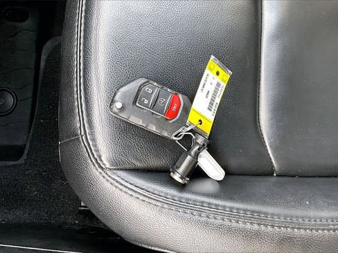 Certified 2021 Jeep Wrangler Unlimited Sahara image 30