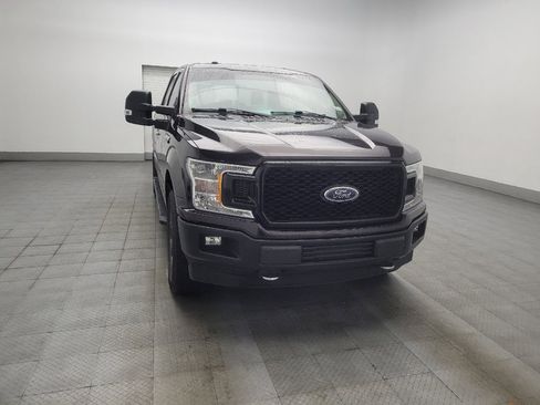 Used 2018 Ford F150 XLT w/ Equipment Group 302A Luxury AWD/4WD image 14