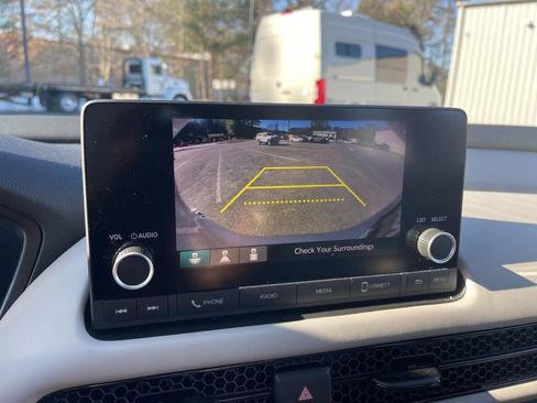 Certified 2023 Honda HR-V LX image 16