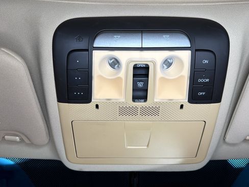 Used 2012 Acura TL w/ Technology Package FWD image 18