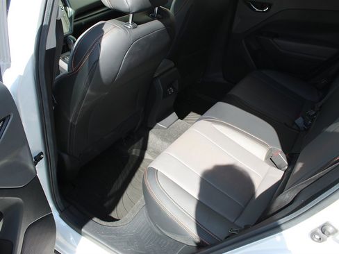 Used 2024 Subaru Crosstrek 2.5i Limited w/ Popular Package #4A image 7