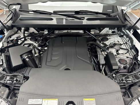New 2025 Audi Q5 Premium Plus image 28