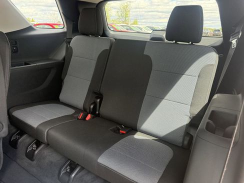 Used 2018 Chevrolet Traverse LT AWD/4WD image 11