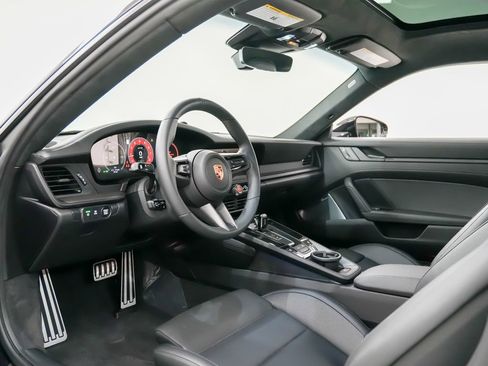 New 2026 Porsche 911 Carrera GTS RWD image 4