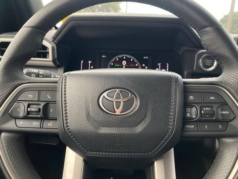 Certified 2026 Toyota 4Runner SR5 AWD/4WD image 18