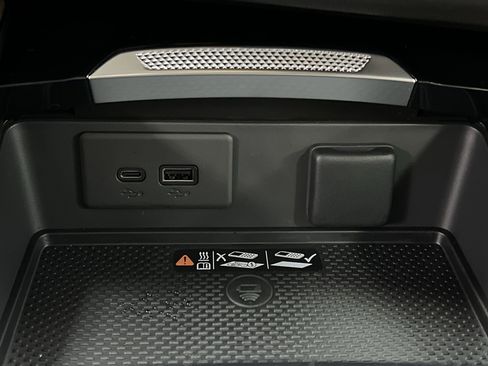 New 2025 Buick Envision Preferred image 70