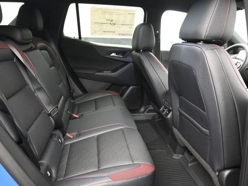 New 2026 Chevrolet Equinox RS w/ Convenience Package III image 8