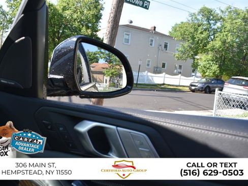 Used 2021 BMW X7 xDrive40i AWD/4WD image 19