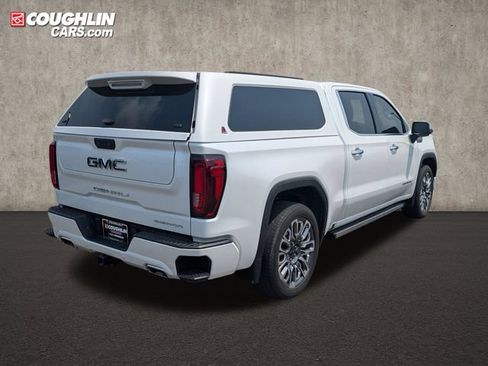 Used 2024 GMC Sierra 1500 Denali Ultimate AWD/4WD image 7