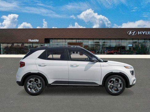New 2026 Hyundai Venue SEL image 7