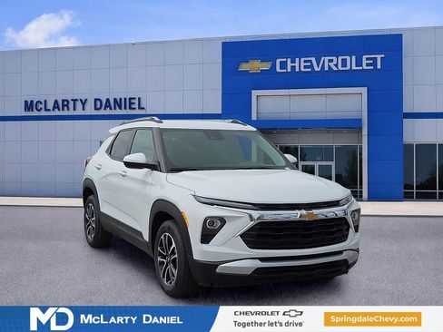 New 2026 Chevrolet TrailBlazer LT w/ Driver Confidence Package FWD image 1