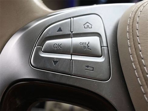 Used 2017 Mercedes-Benz S 550 4MATIC Sedan image 26