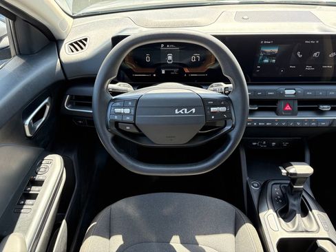 Certified 2025 Kia K4 LXS image 22