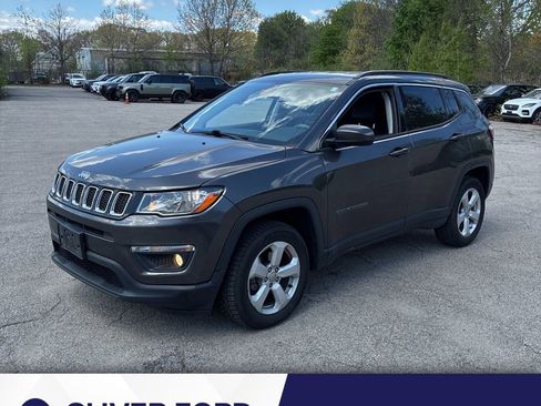 Used 2019 Jeep Compass Latitude AWD/4WD image 1
