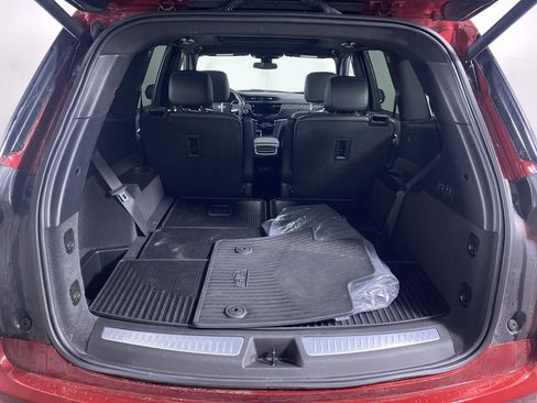 New 2025 Cadillac XT6 Premium Luxury image 16