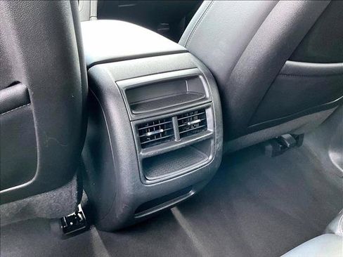 Used 2021 Cadillac XT5 Luxury FWD image 22