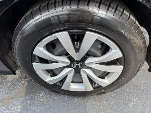 Certified 2023 Honda Civic LX image 12