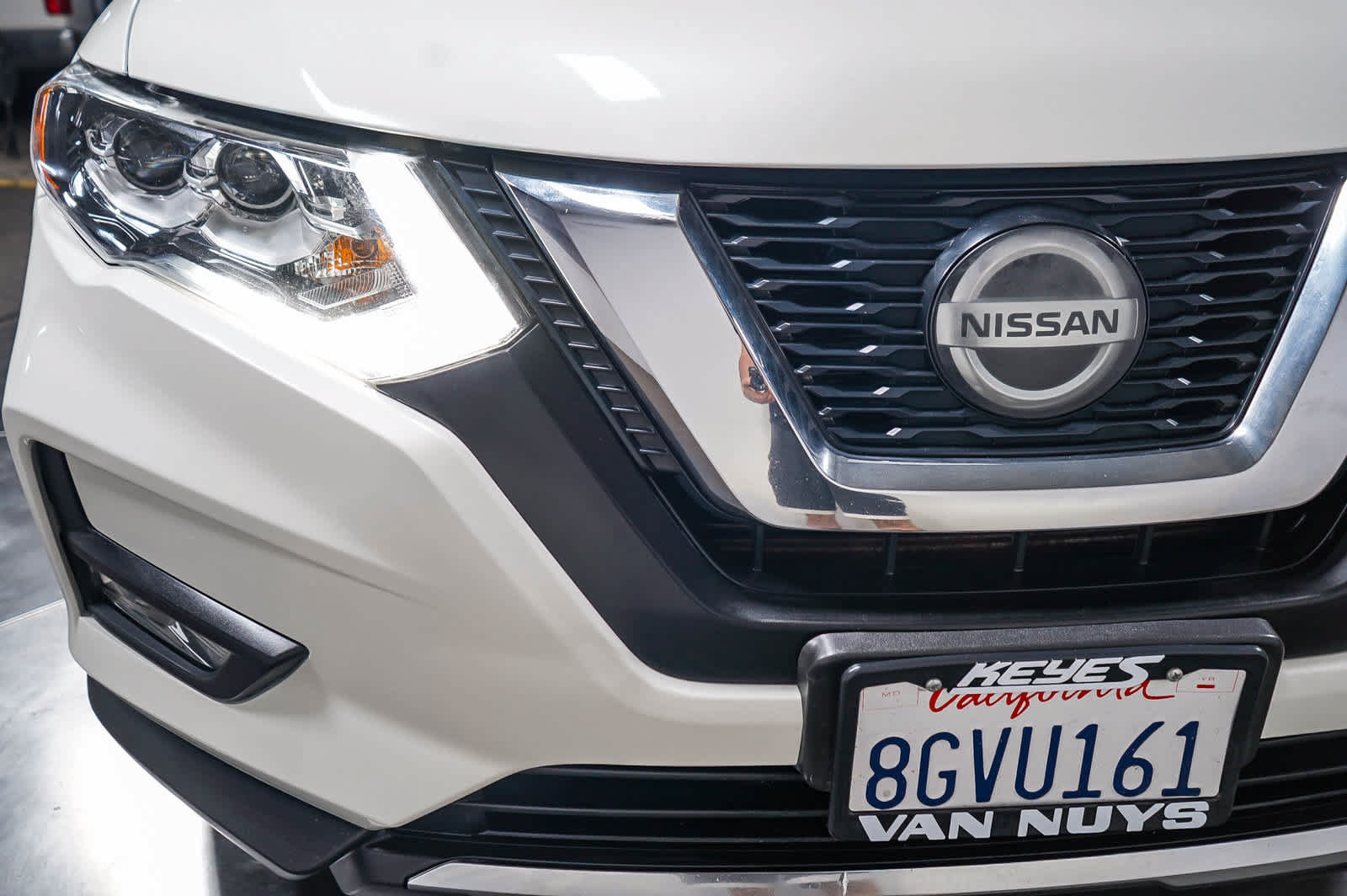 Used 2019 Nissan Rogue SL w/ Premium Package FWD image 11