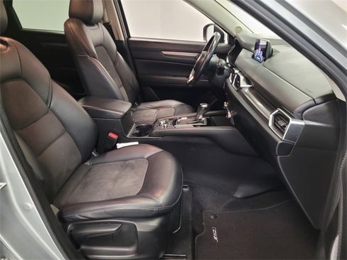 Used 2018 MAZDA CX-5 Touring image 16