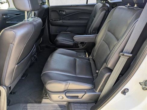 Used 2018 Honda Pilot Elite image 17