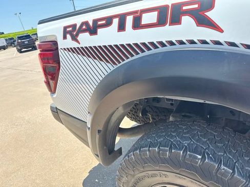 Used 2025 Ford F150 Raptor AWD/4WD image 10