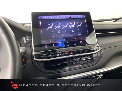 Used 2022 Jeep Compass Limited w/ (RED) Package image 7