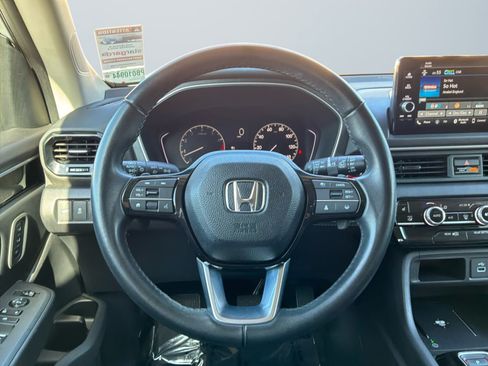 Used 2023 Honda Pilot EX-L image 11
