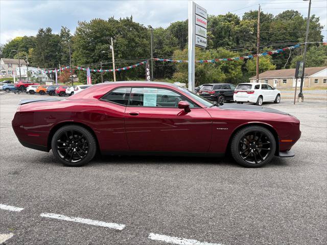Certified 2020 Dodge Challenger R/T RWD image 6