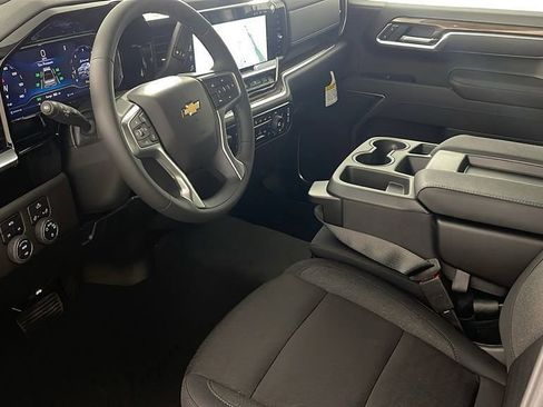 New 2025 Chevrolet Silverado 1500 LT image 11