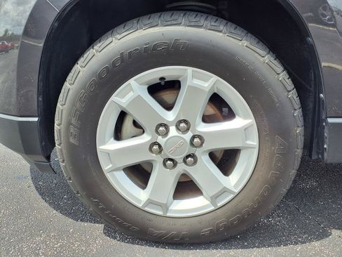 Used 2015 GMC Acadia SLE AWD/4WD image 20