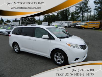 Used 2013 Toyota Sienna LE