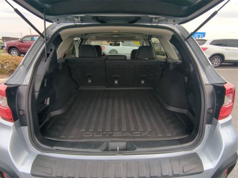 Used 2019 Subaru Outback 3.6R Limited w/ Popular Package #2 image 13