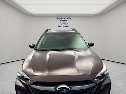 Used 2023 Subaru Outback Limited AWD/4WD image 8