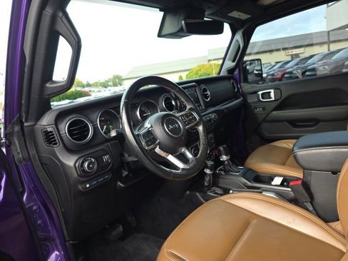 Used 2023 Jeep Wrangler Unlimited Rubicon 4xe w/ Safety Group image 15