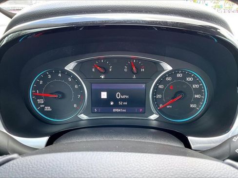 Used 2020 Chevrolet Traverse Premier FWD image 22