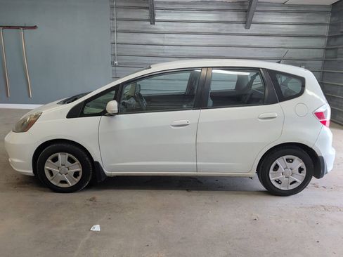 Used 2012 Honda Fit image 2