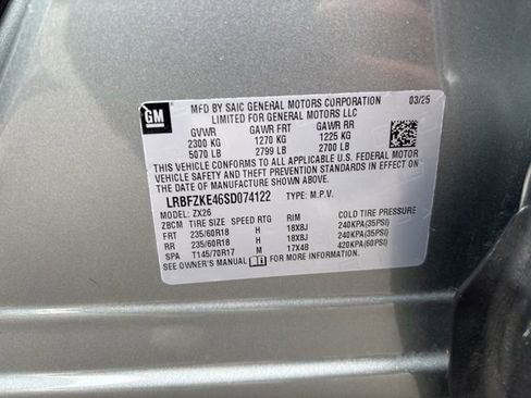 Certified 2025 Buick Envision Preferred image 38