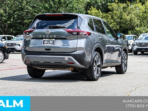 Used 2023 Nissan Rogue SV FWD image 6