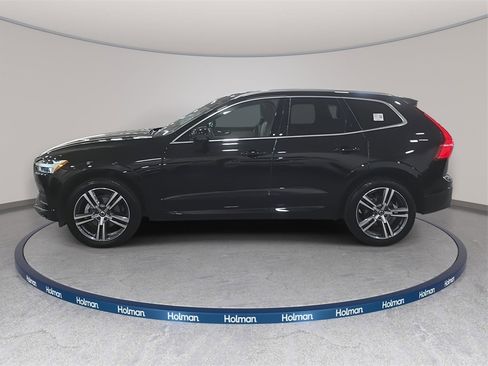 Used 2020 Volvo XC60 T5 Momentum image 9