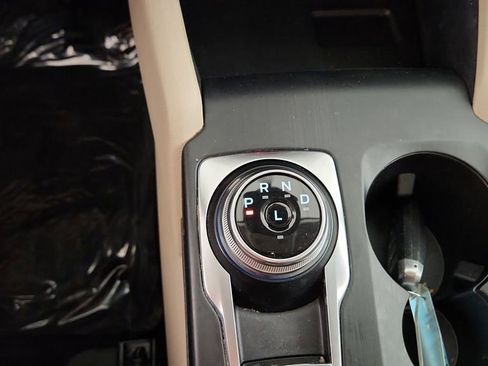 Used 2022 Ford Escape SEL image 28