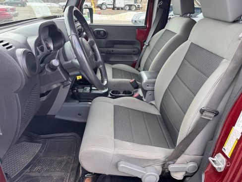 Used 2010 Jeep Wrangler Unlimited Sport image 6