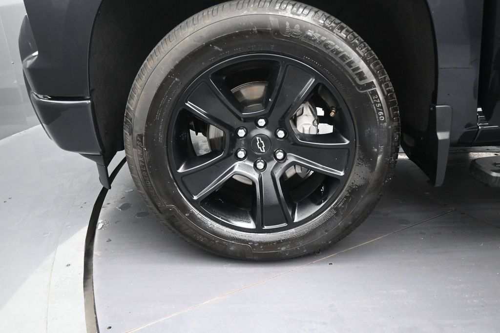 Used 2023 Chevrolet Silverado 1500 RST RWD image 16