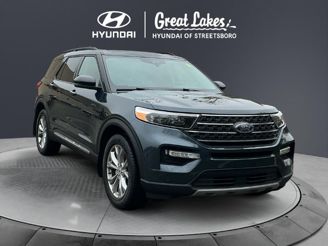Used 2024 Ford Explorer XLT w/ Equipment Group 202A AWD/4WD image 8
