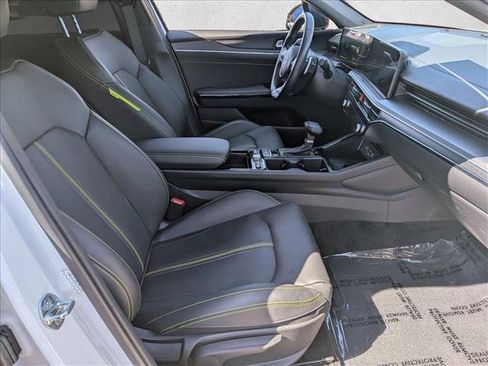 Used 2025 Kia K5 GT FWD image 28