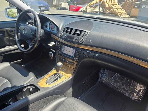 Used 2007 Mercedes-Benz E 350 Sedan image 11