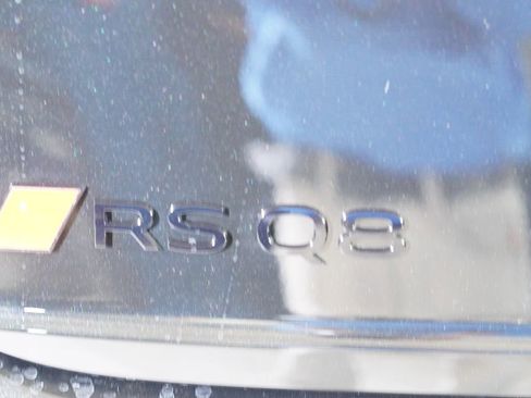 New 2026 Audi RS Q8 performance image 23