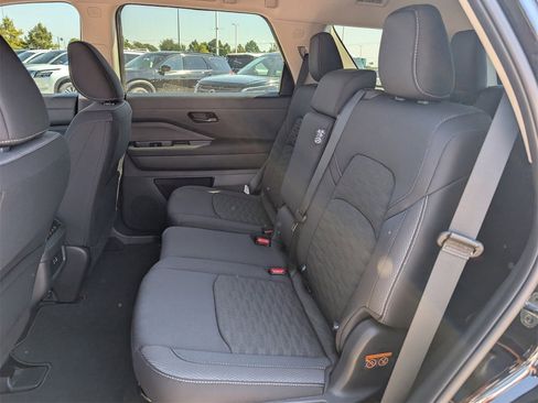 New 2025 Nissan Pathfinder SV w/ Cargo Package image 19