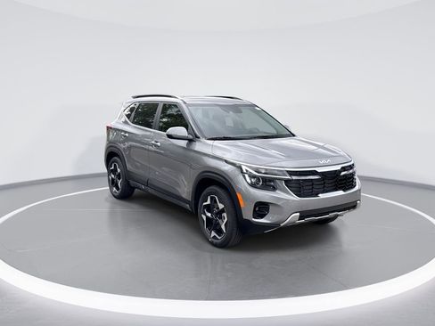New 2025 Kia Seltos EX w/ EX Sunroof Package image 2